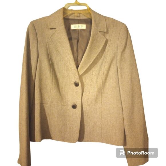 Kasper two button single breasted waist length blazer - Picture 1 of 13